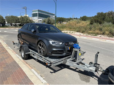 אוטוטראנספורטר גרור להובלת רכבים